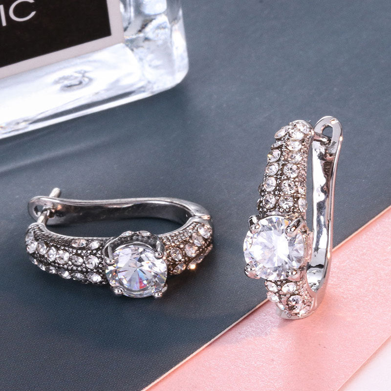 Ear Clip Graceful And Fashionable Shiny Artificial Zircon